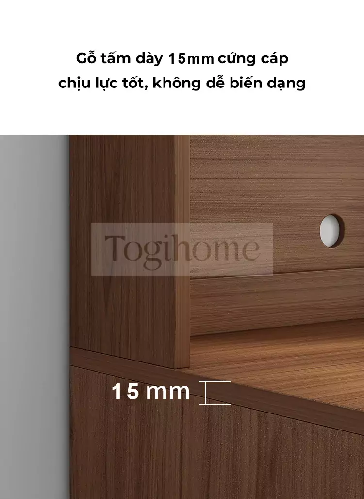 Bàn Học Sinh 2 Chỗ Ngồi TOGI Smart BH037 có sẵn trong nhiều kiểu dáng và màu sắc khác nhau, giúp bạn dễ dàng lựa chọn phong cách phù hợp với sở thích và nhu cầu