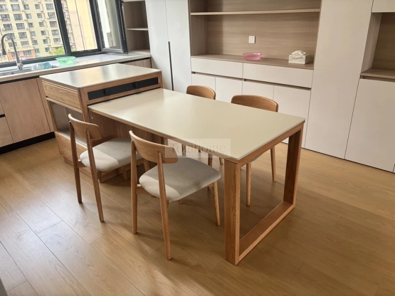 Bàn đảo gỗ tự nhiên kết hợp đá tự nhiên cao cấp Togismart BA095 thiết kế sang trọng, bền chắc, phù hợp cho không gian bếp hiện đại. Chất liệu gỗ tự nhiên kết hợp mặt đá cao cấp mang lại sự tinh tế, tiện nghi, vừa làm điểm nhấn vừa tối ưu công năng cho ngôi nhà.