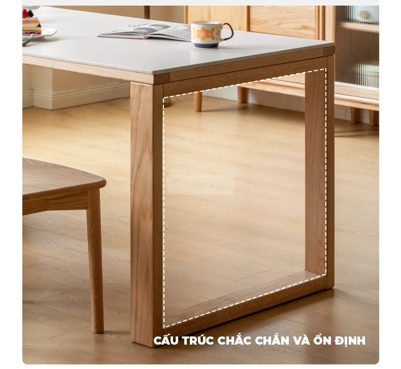 Bàn đảo gỗ tự nhiên kết hợp đá tự nhiên cao cấp Togismart BA095 thiết kế sang trọng, bền chắc, phù hợp cho không gian bếp hiện đại. Chất liệu gỗ tự nhiên kết hợp mặt đá cao cấp mang lại sự tinh tế, tiện nghi, vừa làm điểm nhấn vừa tối ưu công năng cho ngôi nhà.