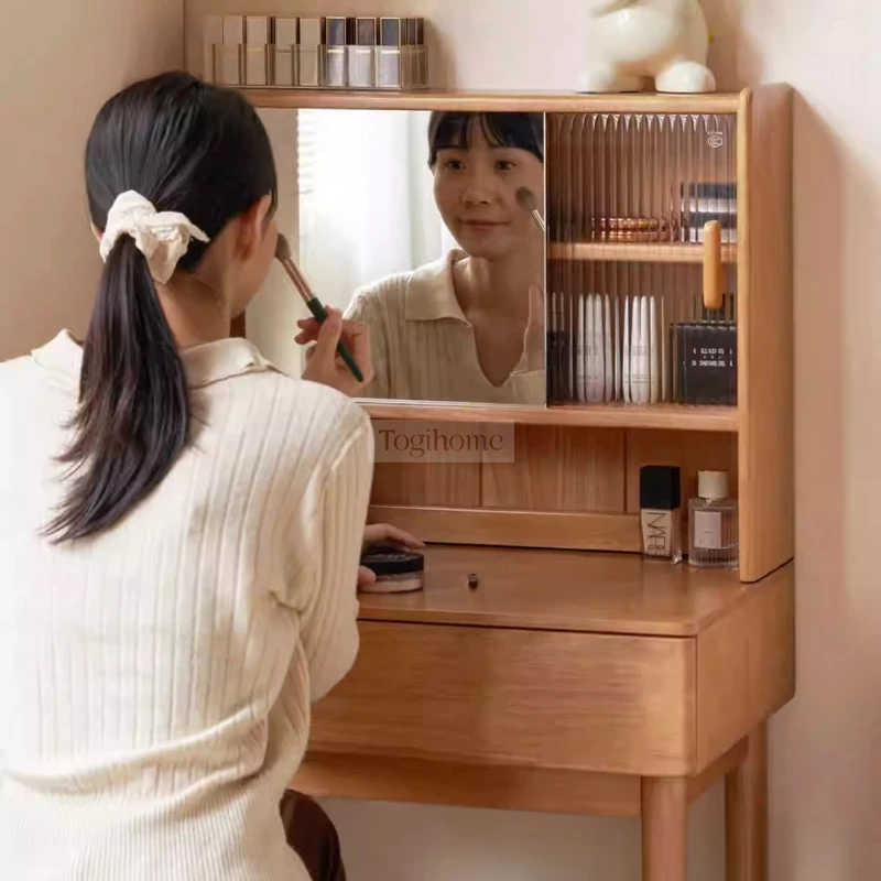 https://api.togihome.vn/storage/images/originals/ban-trang-diem-18-evop4nnza6rj3du.webp