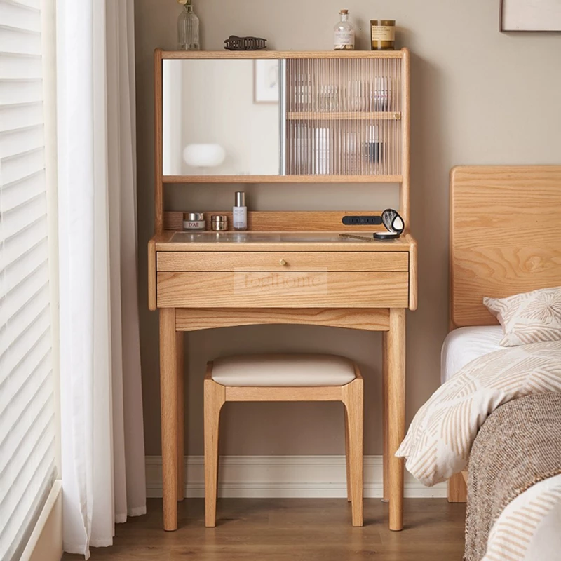 Bàn Trang Điểm Togismart TDM146 phong cách Hàn Quốc hiện đại, tối giản. Chất liệu gỗ MDF cao cấp phủ melamine bền đẹp, dễ vệ sinh. Thiết kế thanh lịch, phù hợp mọi không gian phòng ngủ. Ngăn kéo tiện dụng, giúp sắp xếp gọn gàng. Giao hàng nhanh, bảo hành chính hãng.