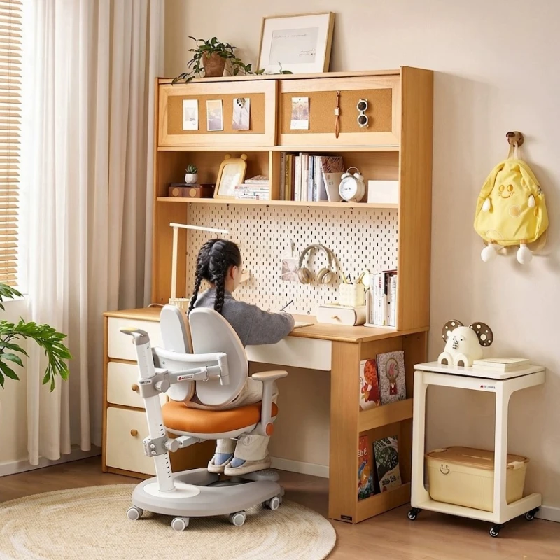 https://api.togihome.vn/storage/images/originals/bo-ban-hoc-tre-em-lien-ke-sach-da-nang-tich-hop-bang-duc-lo-pegboard-hien-dai-phong-cach-han-quoc-togihome-mdf105-3-hfgja76heqydz2m.webp