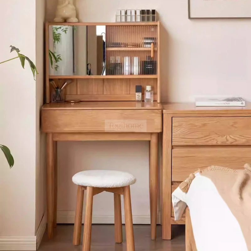 Bộ Sưu Tập Phòng Ngủ Rustic Haven 016 với thiết kế bàn trang điểm cao cấp và hiện đại.