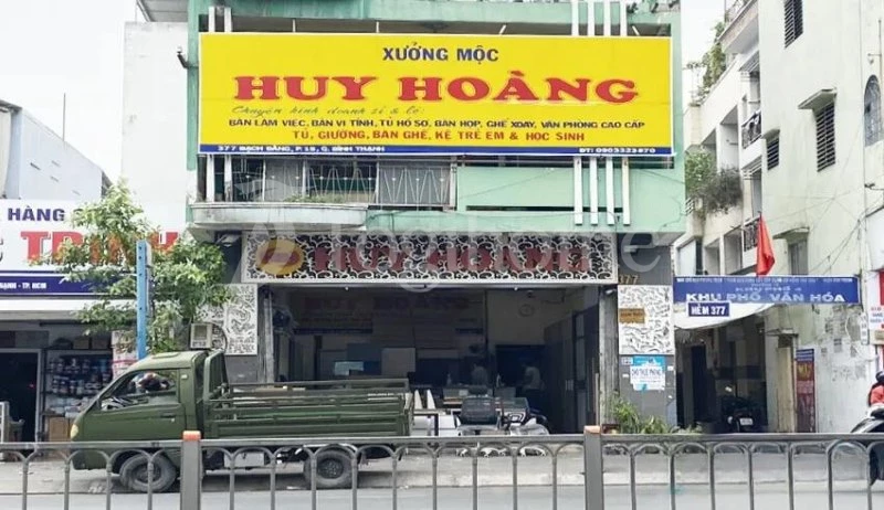 Cửa hàng Huy Hoàng - địa chỉ bán bàn học sinh TPHCM