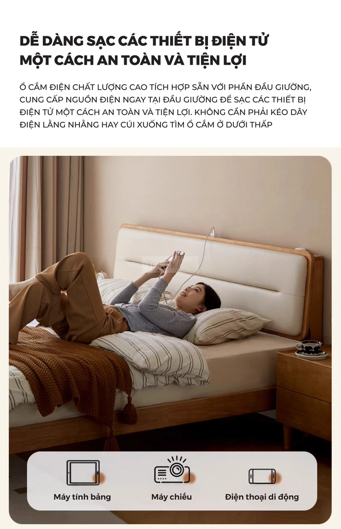 Giường Ngủ Gỗ Tự Nhiên Kiểu Hàn CV031 có tích hợp thêm không gian sạc thiết bị tiện lợi mang đến sự linh hoạt.