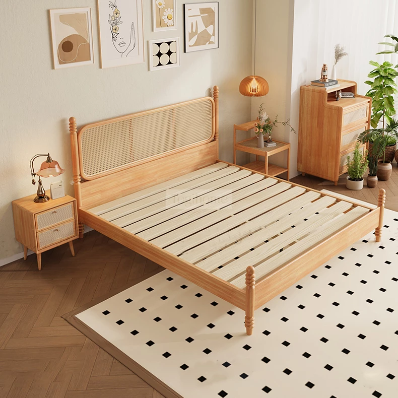 Giường ngủ Togismart GM73 thuộc Dream Series nổi bật với thiết kế phối mây thủ công cùng gỗ tự nhiên cao cấp, mang đậm phong cách Đông Dương sang trọng và thanh lịch. Từng chi tiết được chăm chút kỹ lưỡng, tạo cảm giác ấm cúng và gần gũi với thiên nhiên. Sản phẩm lý tưởng cho phòng ngủ yêu thích nét đẹp truyền thống và hiện đại.