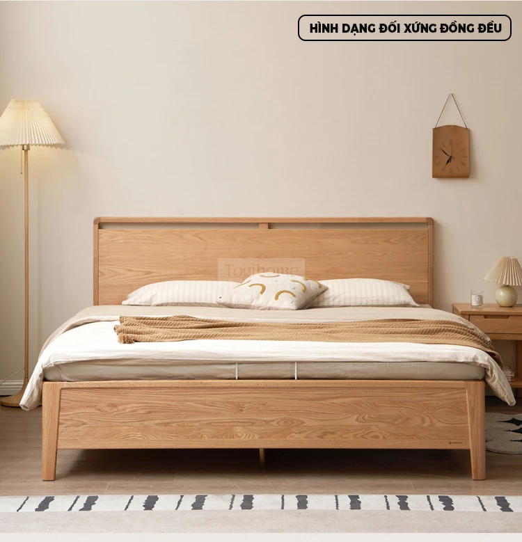 Giường Ngủ Gỗ Tự Nhiên Phong Cách Hiện Đại Togismart GM 082 kết hợp thiết kế tinh tế và chất liệu gỗ cao cấp, mang lại vẻ đẹp sang trọng, bền bỉ. Kiểu dáng tối giản phù hợp với nhiều phong cách nội thất, giúp không gian phòng ngủ thêm ấm cúng và hiện đại.