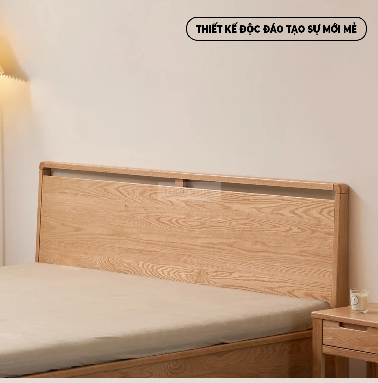 Giường Ngủ Gỗ Tự Nhiên Phong Cách Hiện Đại Togismart GM 082 kết hợp thiết kế tinh tế và chất liệu gỗ cao cấp, mang lại vẻ đẹp sang trọng, bền bỉ. Kiểu dáng tối giản phù hợp với nhiều phong cách nội thất, giúp không gian phòng ngủ thêm ấm cúng và hiện đại.