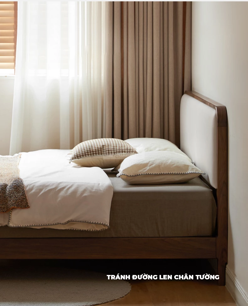 Giường Ngủ Phong Cách Hiện Đại Đệm Da Đầu Giường Togismart GM 079 mang phong cách hiện đại, thiết kế tinh tế với đầu giường bọc đệm da cao cấp, khung gỗ tự nhiên chắc chắn. Mẫu giường phù hợp với nhiều không gian nội thất, mang lại sự sang trọng và thoải mái tối ưu cho phòng ngủ gia đình.
