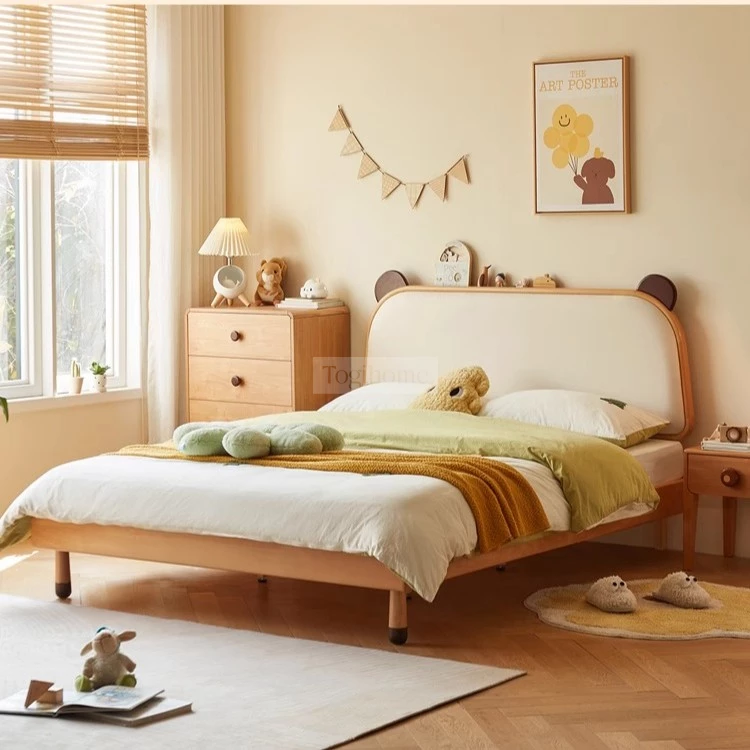 Giường Ngủ Trẻ Em Gỗ Tự Nhiên Có Tựa Đầu Nệm Êm Ái GTE 109 sở hữu thiết kế chắc chắn từ gỗ tự nhiên, an toàn cho bé. Tựa đầu bọc nệm êm ái, mang lại cảm giác thoải mái và dễ chịu. Màu sắc nhẹ nhàng, kiểu dáng hiện đại, phù hợp với mọi không gian phòng ngủ trẻ em.