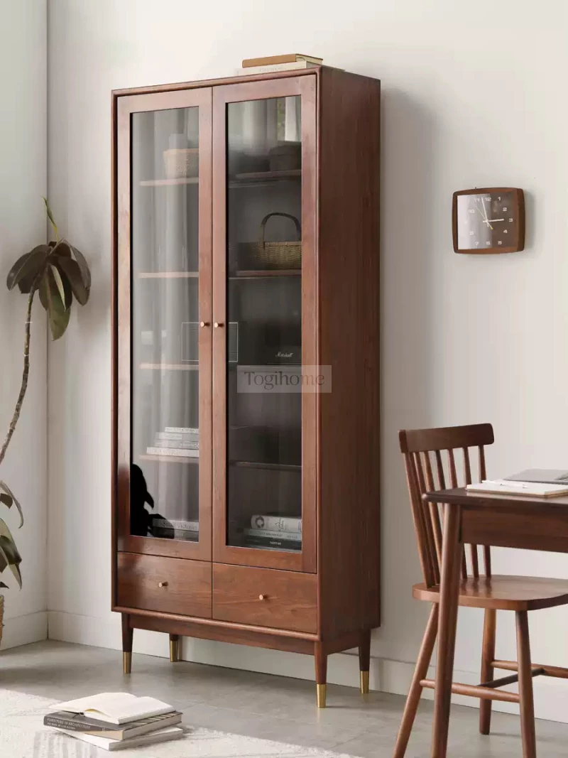 Kệ S&aacute;ch Gỗ Tự Nhi&ecirc;n Togismart BTG 084 &ndash; Kiểu d&aacute;ng tối giản, hiện đại, l&agrave;m từ gỗ tự nhi&ecirc;n cao cấp. Kệ ph&ugrave; hợp lưu trữ s&aacute;ch vở, đồ trang tr&iacute;, tăng t&iacute;nh thẩm mỹ cho ph&ograve;ng kh&aacute;ch, ph&ograve;ng l&agrave;m việc, ph&ograve;ng ngủ. Độ bền cao, dễ d&agrave;ng phối hợp với nhiều phong c&aacute;ch nội thất.