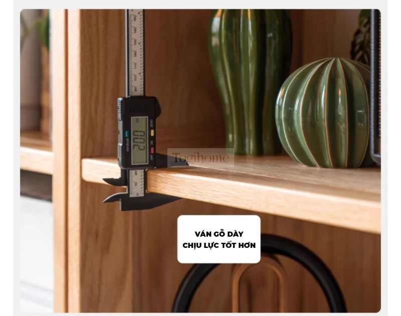 Kệ Sách, Kệ Trang Trí Đa Năng Gỗ Tự Nhiên Togismart BTG 088 có thiết kế tối giản, hiện đại, chất liệu gỗ tự nhiên cao cấp. Kệ phù hợp làm giá sách, kệ trưng bày trong phòng khách, phòng làm việc, phòng ngủ, giúp tối ưu lưu trữ và tạo điểm nhấn thẩm mỹ cho không gian.