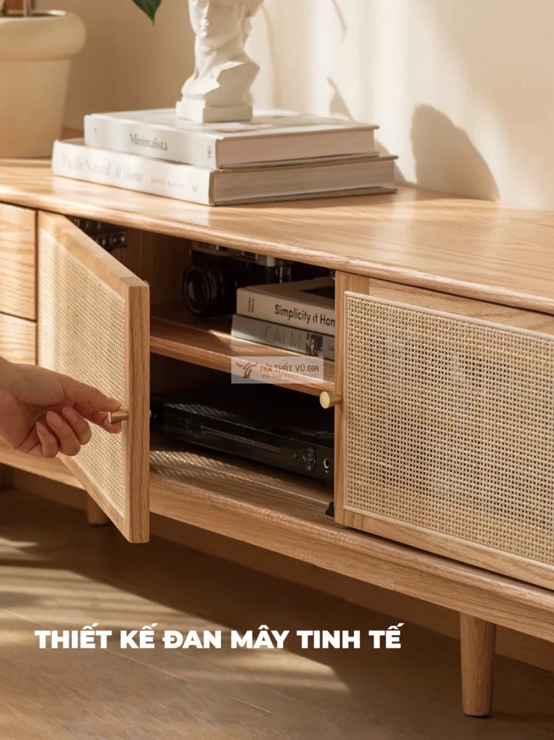 thiết kế kết hợp cánh mây tinh tế của Kệ tivi gỗ tự nhiên kết hợp cánh mây hiện đại CBK14