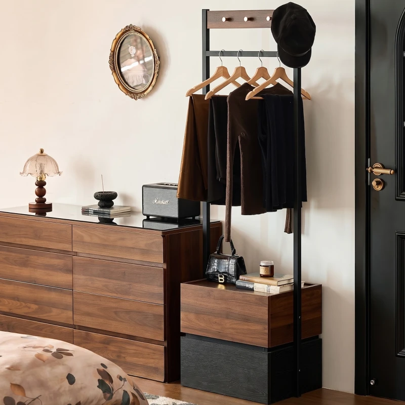 https://api.togihome.vn/storage/images/originals/ke-treo-quan-ao-go-plywood-co-banh-xe-tich-hop-tu-hoc-keo-luu-tru-di-dong-haigo-cr430-9-7jrc96rqd7oh8ta.webp