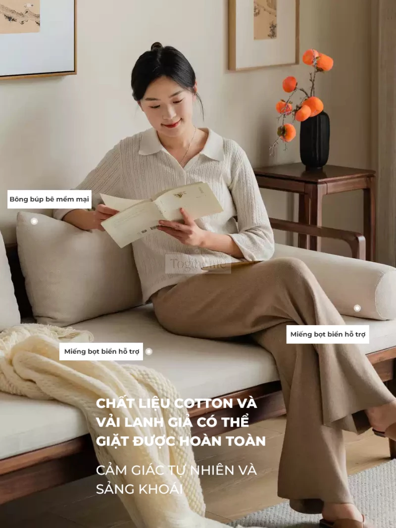 Sofa Phòng Khách Gỗ Tự Nhiên Hiện Đại Togismart M64 thiết kế hiện đại, tối giản, phù hợp nhiều phong cách nội thất. Khung gỗ chắc chắn, đệm vải êm ái tạo cảm giác thoải mái khi sử dụng. Sản phẩm lý tưởng cho phòng khách thanh lịch, bền đẹp, nâng tầm không gian sống của bạn.