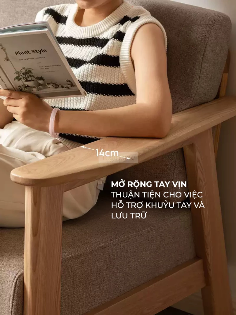 Sofa phòng khách gỗ tự nhiên hiện đại Togismart M68 nổi bật với thiết kế tinh giản, chất liệu gỗ tự nhiên bền đẹp, kết hợp đệm ngồi êm ái. Mẫu sofa lý tưởng cho không gian sống hiện đại, mang lại sự ấm áp, tiện nghi và sang trọng cho phòng khách của bạn.