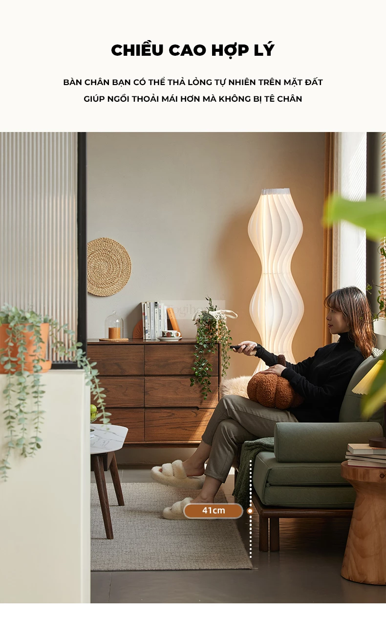 Sofa Phòng Khách Gỗ Tự Nhiên Hiện Đại Togismart M86 được thiết kế tinh tế, khung gỗ bền chắc, đệm ngồi êm ái. Kiểu dáng tối giản, sang trọng, dễ kết hợp với nhiều phong cách nội thất, mang đến không gian tiếp khách hiện đại và thoải mái.