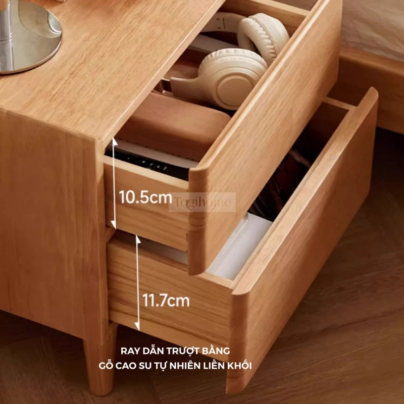 Tủ Đầu Giường Gỗ Tự Nhiên CV092 với thiết kế tiện lợi mang đến không gian lưu trữ tối ưu.
