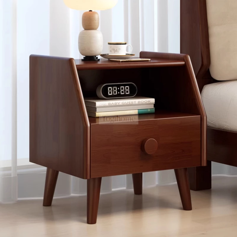 Tủ Đầu Giường Gỗ Tự Nhiên TDG 202 – Thiết Kế Hiện Đại, Chân Cao, Tối Ưu Không Gian Sống Tủ đầu giường TDG 202 là lựa chọn lý tưởng cho những ai yêu thích phong cách hiện đại, tối giản và tiện nghi. Sản phẩm được chế tác từ gỗ tự nhiên nguyên khối, đảm bảo độ bền vượt trội theo thời gian và thân thiện với sức khỏe người dùng.