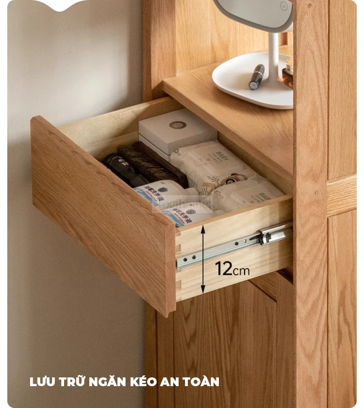 Tủ Kệ Để Giày Gỗ Tự Nhiên Thiết Kế Hiện Đại Togismart TDG 113 mang phong cách sang trọng, gọn gàng, phù hợp nhiều không gian sống. Chất liệu gỗ tự nhiên bền chắc, chống cong vênh, mối mọt, giúp bảo quản giày dép ngăn nắp và tạo điểm nhấn tinh tế cho ngôi nhà.