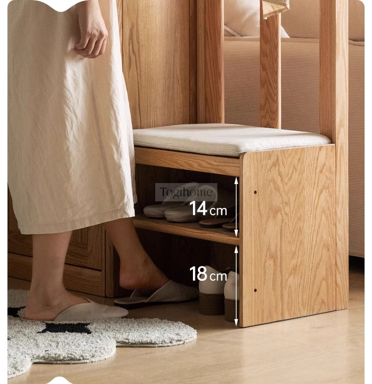 Tủ Kệ Để Giày Gỗ Tự Nhiên Thiết Kế Hiện Đại Togismart TDG 113 mang phong cách sang trọng, gọn gàng, phù hợp nhiều không gian sống. Chất liệu gỗ tự nhiên bền chắc, chống cong vênh, mối mọt, giúp bảo quản giày dép ngăn nắp và tạo điểm nhấn tinh tế cho ngôi nhà.