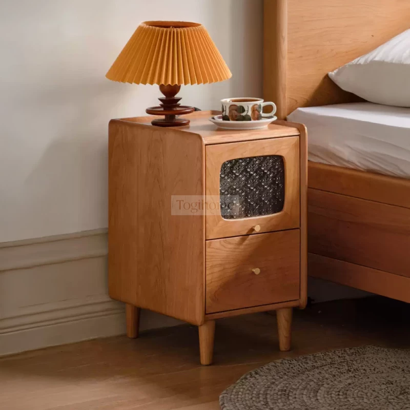Tủ Kệ Tab Đầu Giường Gỗ Tự Nhiên Phối Kính Togismart TDG-220: Tủ kệ tab đầu giường Togismart TDG-220 thiết kế hiện đại, sang trọng với gỗ tự nhiên phối kính nghệ thuật tinh tế. Ngăn chứa tiện dụng, phù hợp đặt đèn ngủ, sách, vật dụng cá nhân. Kích thước nhỏ gọn, dễ phối nội thất. Giao hàng tận nơi, bảo hành chính hãng.