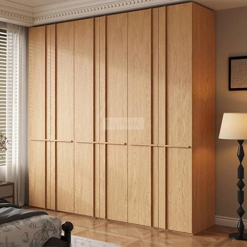 Tủ Quần Áo Gỗ Tự Nhiên Thiết Kế Tinh Tế Phong Cách Hiện Đại Togismart TQA108  sử dụng gỗ tự nhiên cao cấp, thiết kế tinh tế kết hợp phong cách hiện đại, hài hòa mọi không gian nội thất. Tủ chia ngăn khoa học, chứa được nhiều quần áo và phụ kiện. Màu sắc trang nhã, độ bền cao